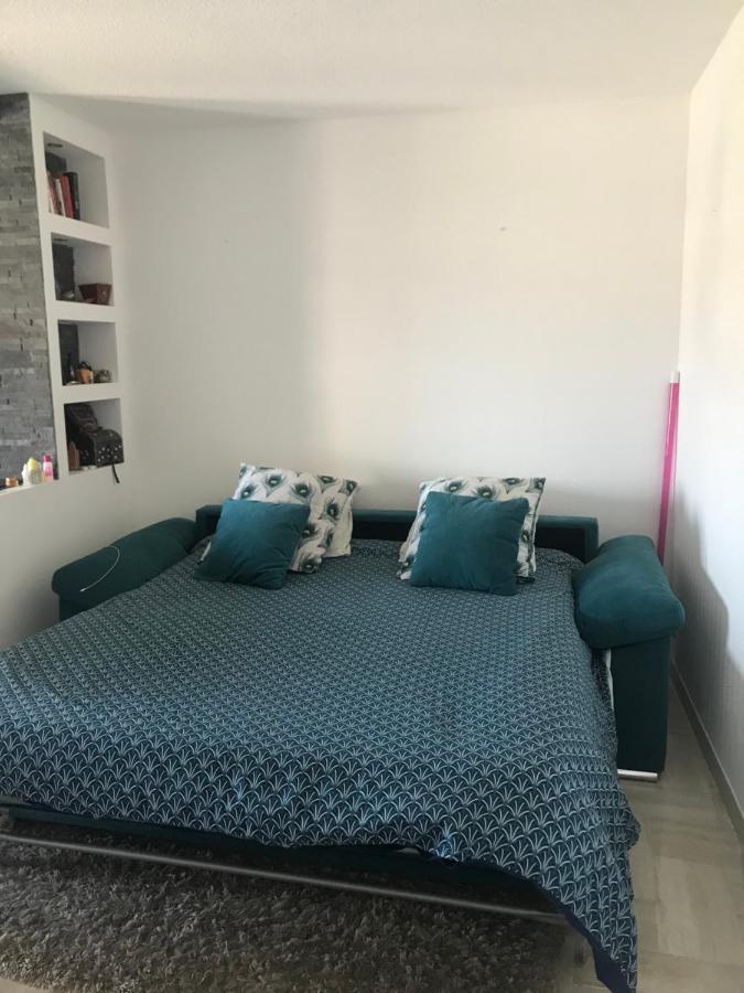 Beau Studio Dans Residence Avec Piscine Et Vue Sur La Ville - 5Min Des Plages Mandelieu Eksteriør bilde